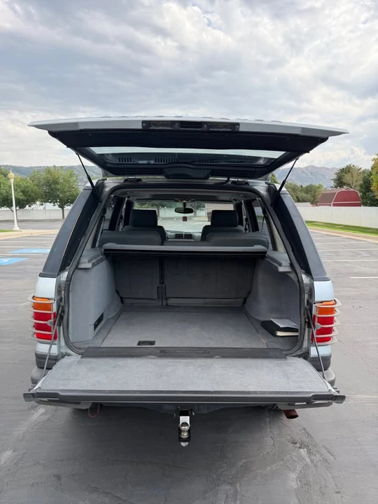 1996 Land Rover Range Rover Classic - Image 16 of 16