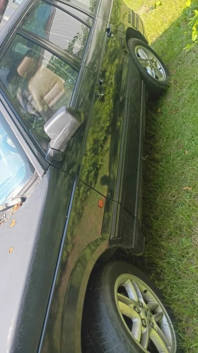 1996 Land Rover Range Rover Classic - Image 2 of 5