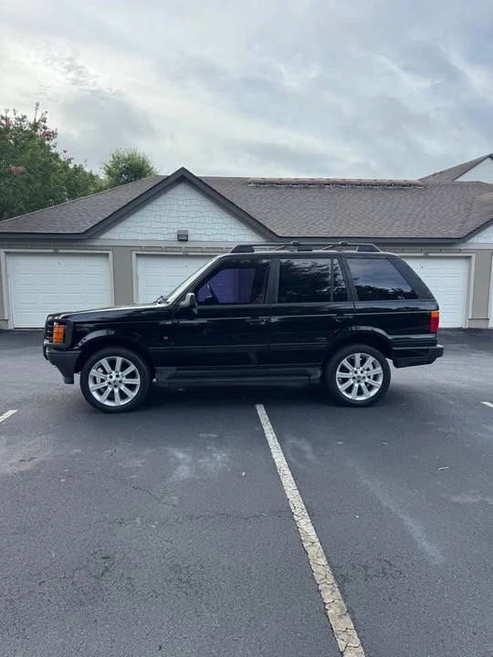 1996 Land Rover Range Rover Classic - Image 2 of 8