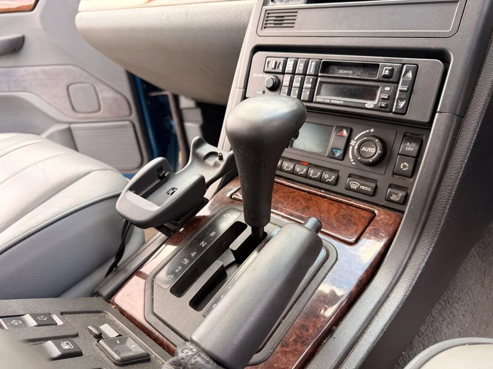 1996 Land Rover Range Rover P38A - Image 18 of 30