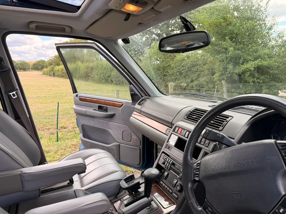 1996 Land Rover Range Rover P38A - Image 14 of 30