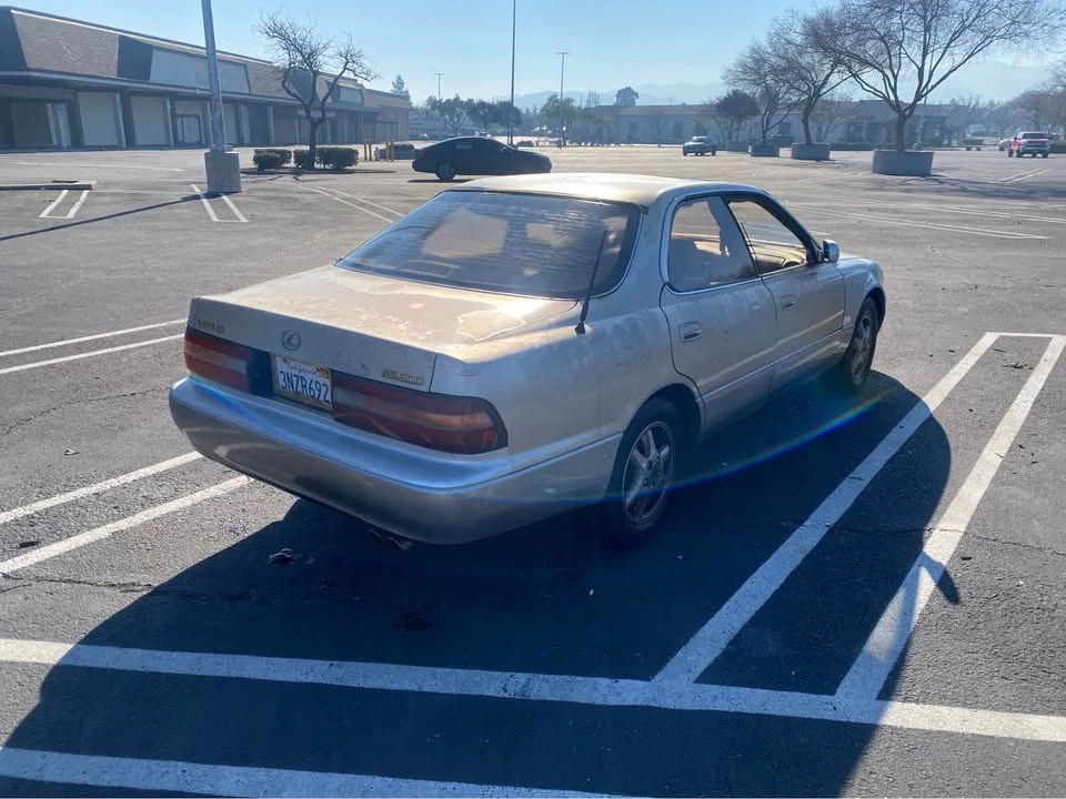 1996 Lexus ES 2nd Gen - Image 7 of 18