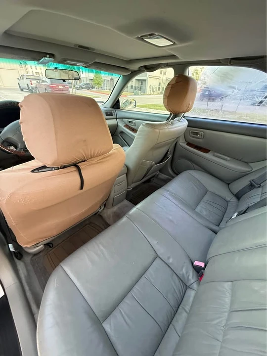 1996 Lexus ES 2nd Gen - Image 4 of 6