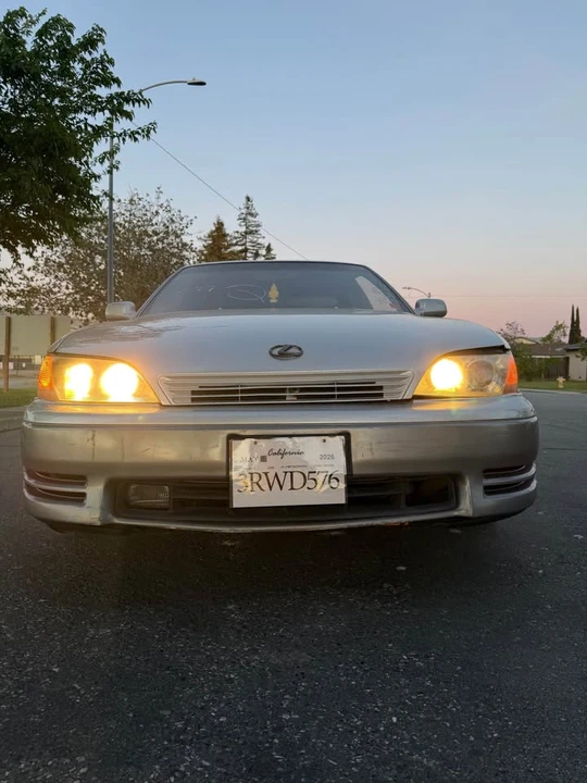 1996 Lexus ES 2nd Gen - Image 7 of 10