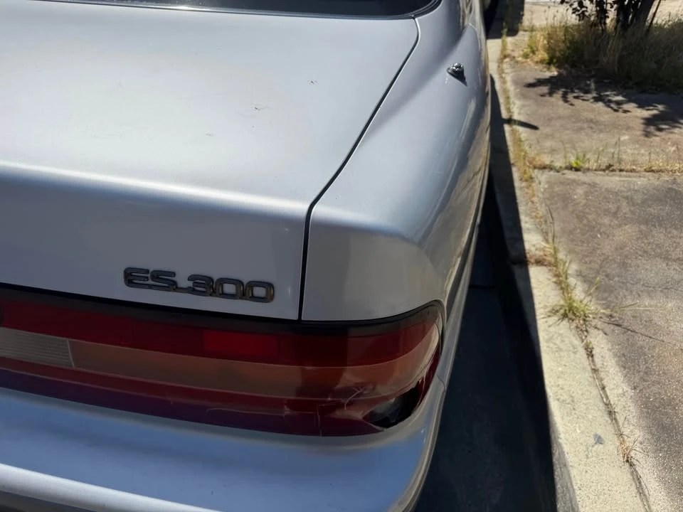 1996 Lexus ES 2nd Gen - Image 6 of 8