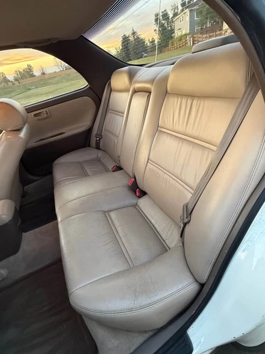 1996 Lexus ES 2nd Gen - Image 8 of 8