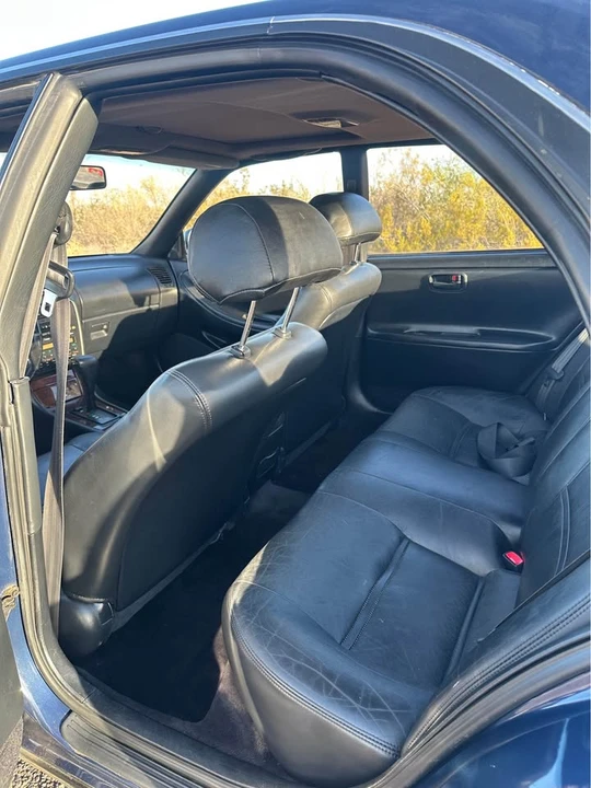 1996 Lexus ES 2nd Gen - Image 6 of 10