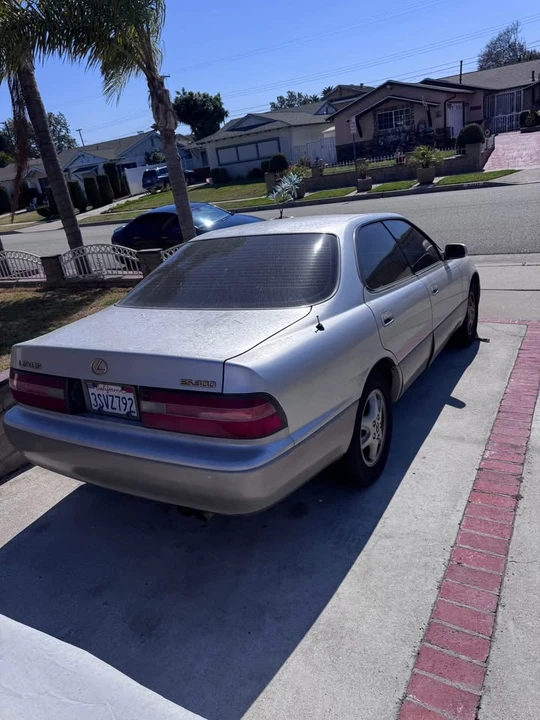 1996 Lexus ES 2nd Gen - Image 5 of 6