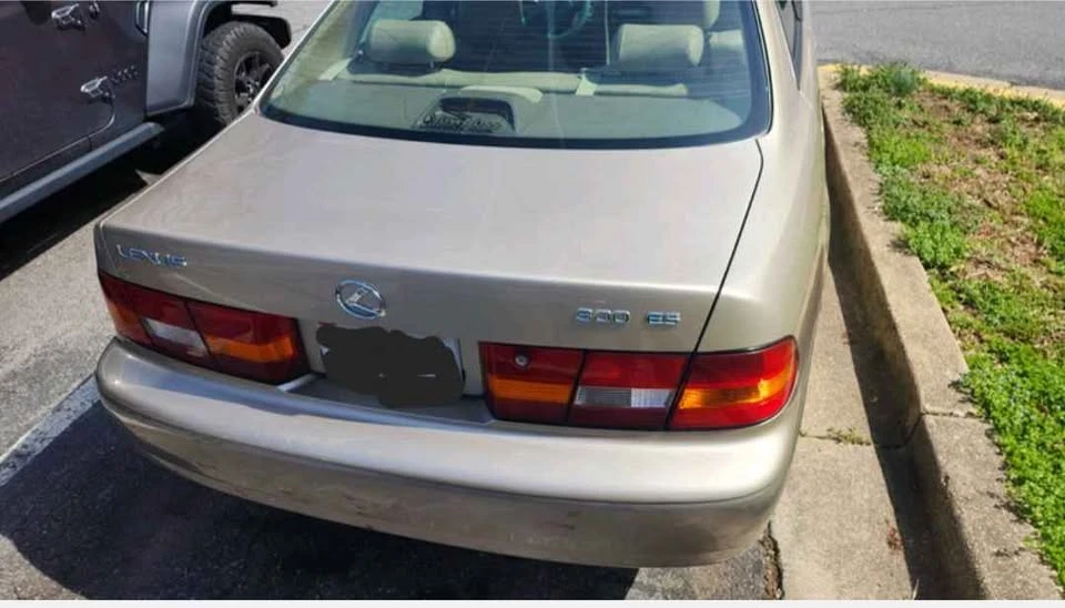 1996 Lexus ES 2nd Gen - Image 3 of 6