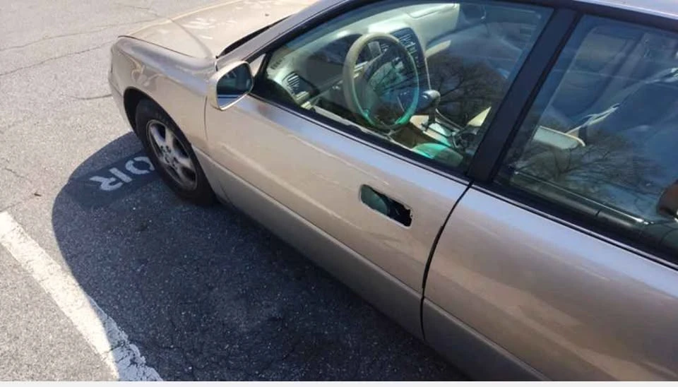 1996 Lexus ES 2nd Gen - Image 5 of 6