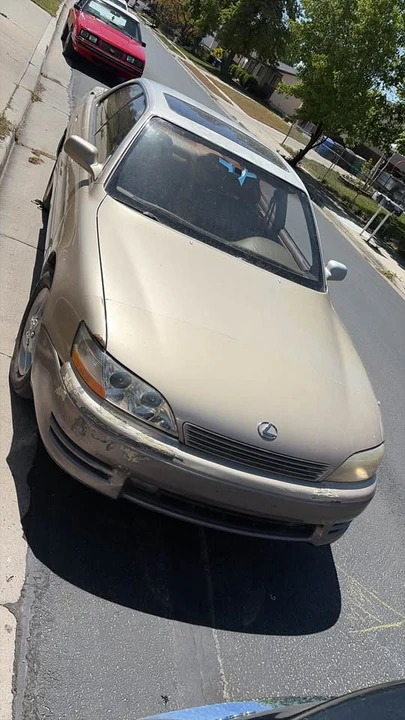 1996 Lexus ES 2nd Gen - Image 2 of 6
