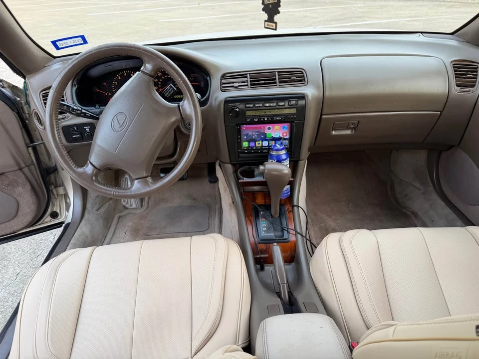 1996 Lexus ES 2nd Gen - Image 8 of 13
