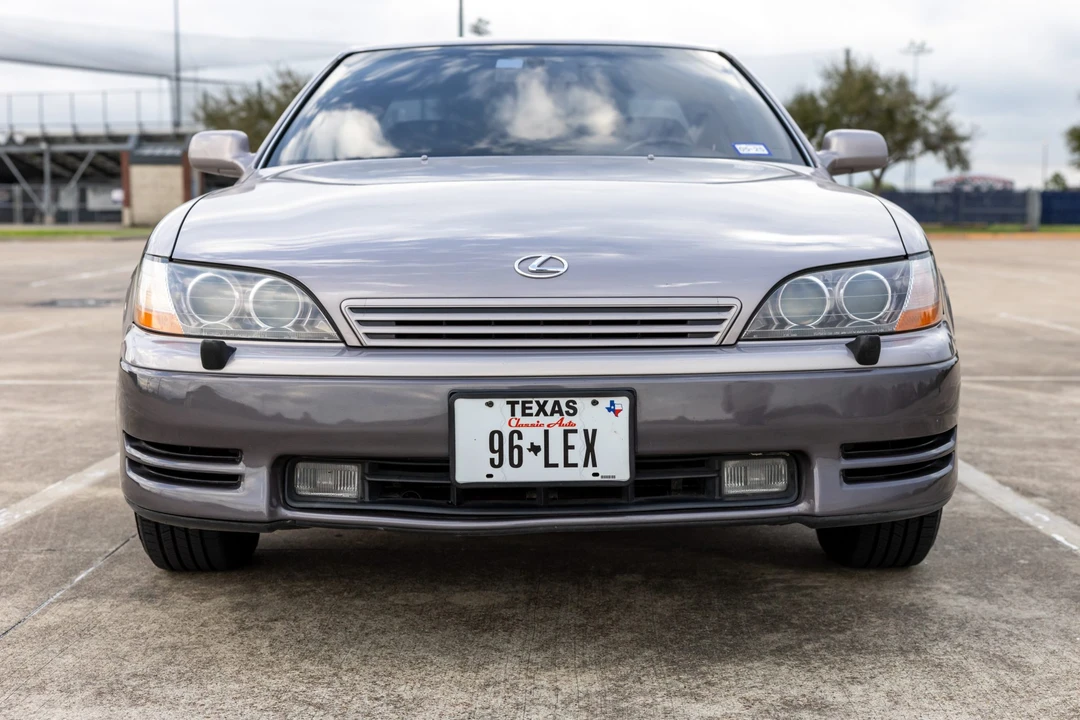 1996 Lexus ES 2nd Gen - Image 11 of 31