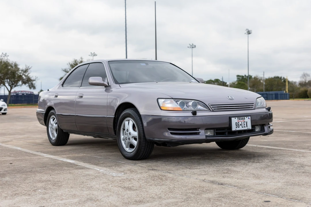 1996 Lexus ES 2nd Gen - Image 9 of 31