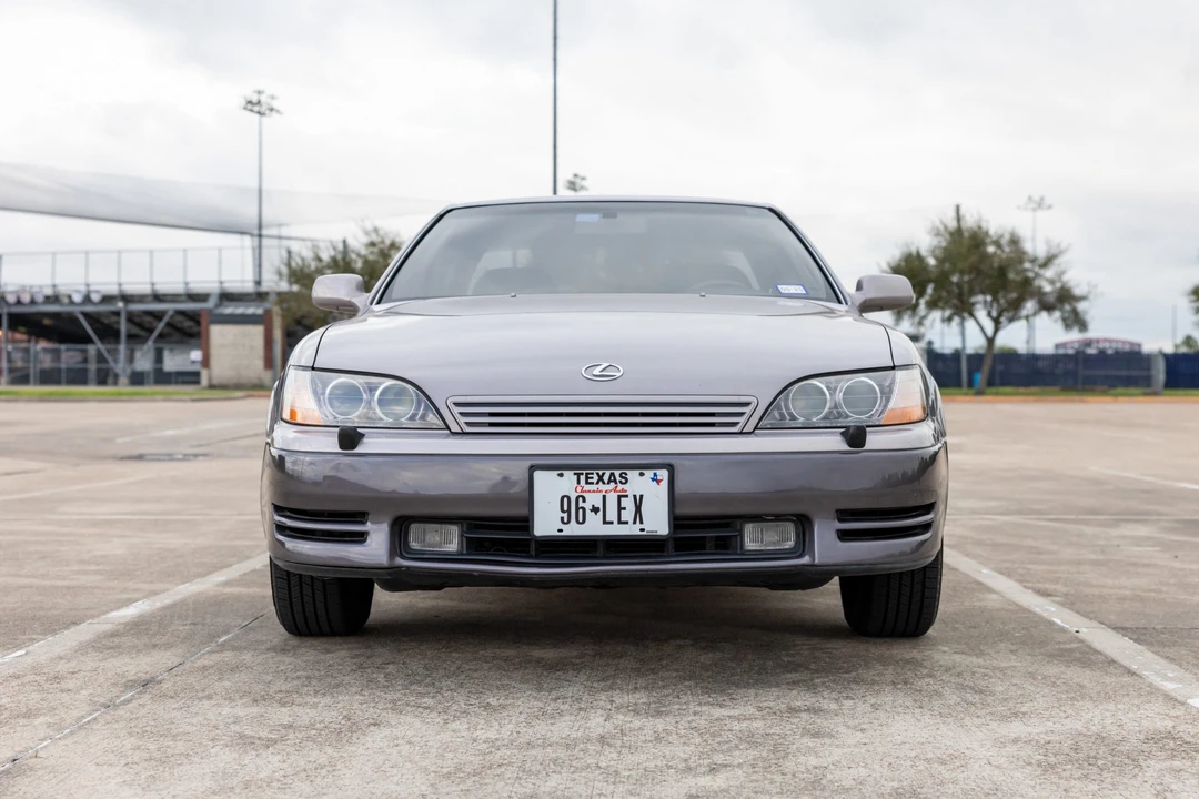 1996 Lexus ES 2nd Gen - Image 10 of 31
