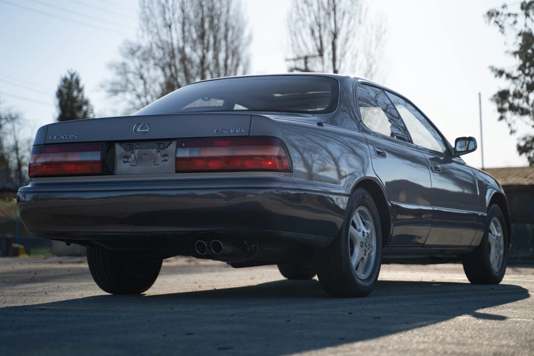 1996 Lexus ES 2nd Gen - Image 12 of 31