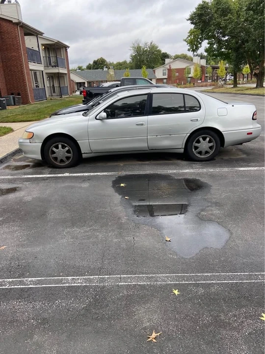 1996 Lexus GS 1st Gen - Image 3 of 3