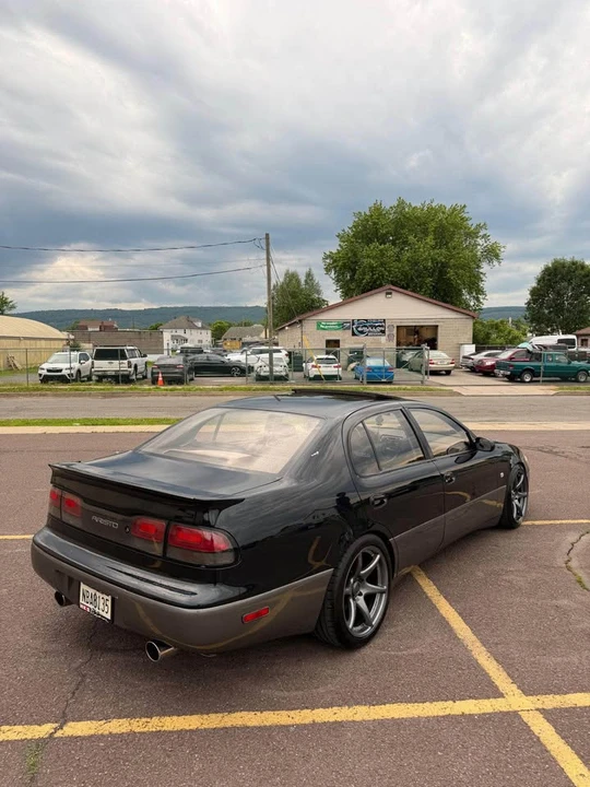 1996 Lexus GS 1st Gen - Image 2 of 11