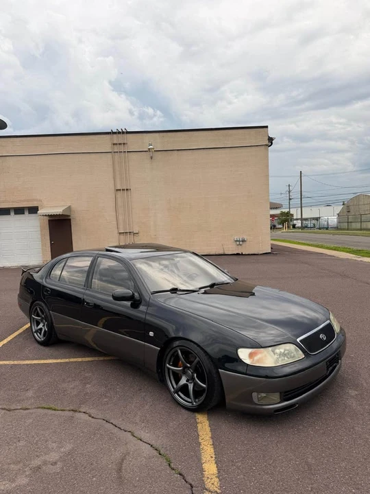 1996 Lexus GS 1st Gen - Image 3 of 11