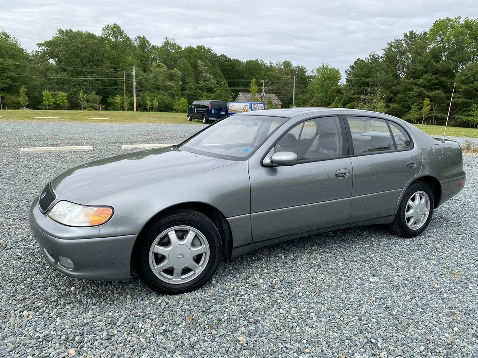 1996 Lexus GS 1st Gen - Image 4 of 31
