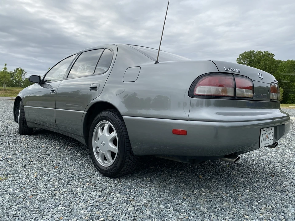 1996 Lexus GS 1st Gen - Image 8 of 31