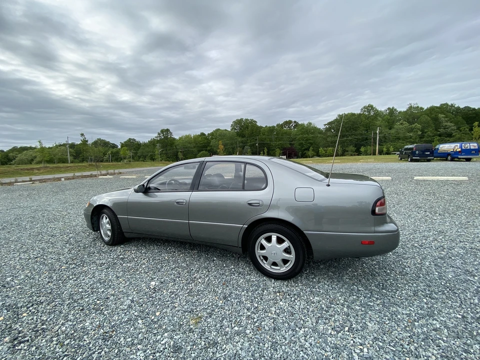 1996 Lexus GS 1st Gen - Image 6 of 31