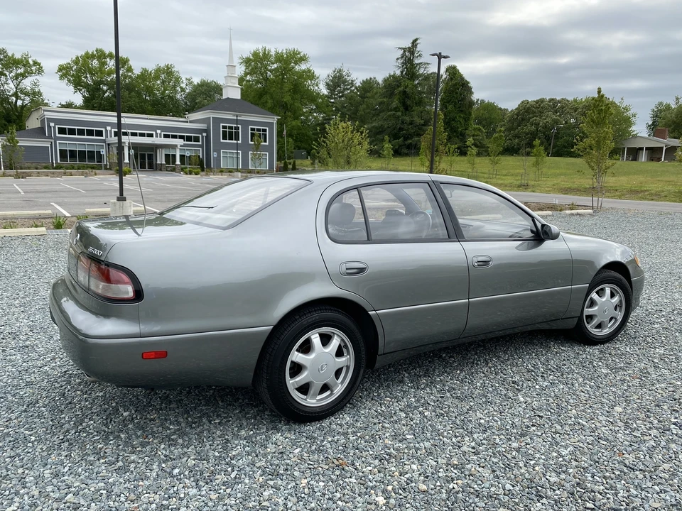 1996 Lexus GS 1st Gen - Image 18 of 31