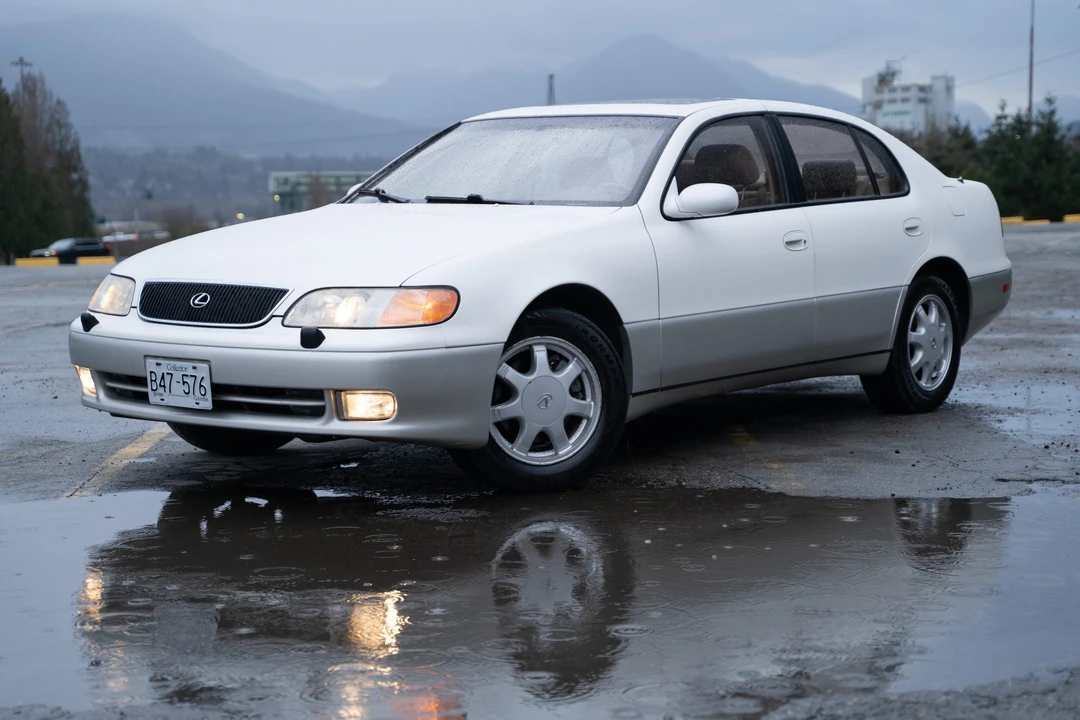 1996 Lexus GS 1st Gen - Image 4 of 31