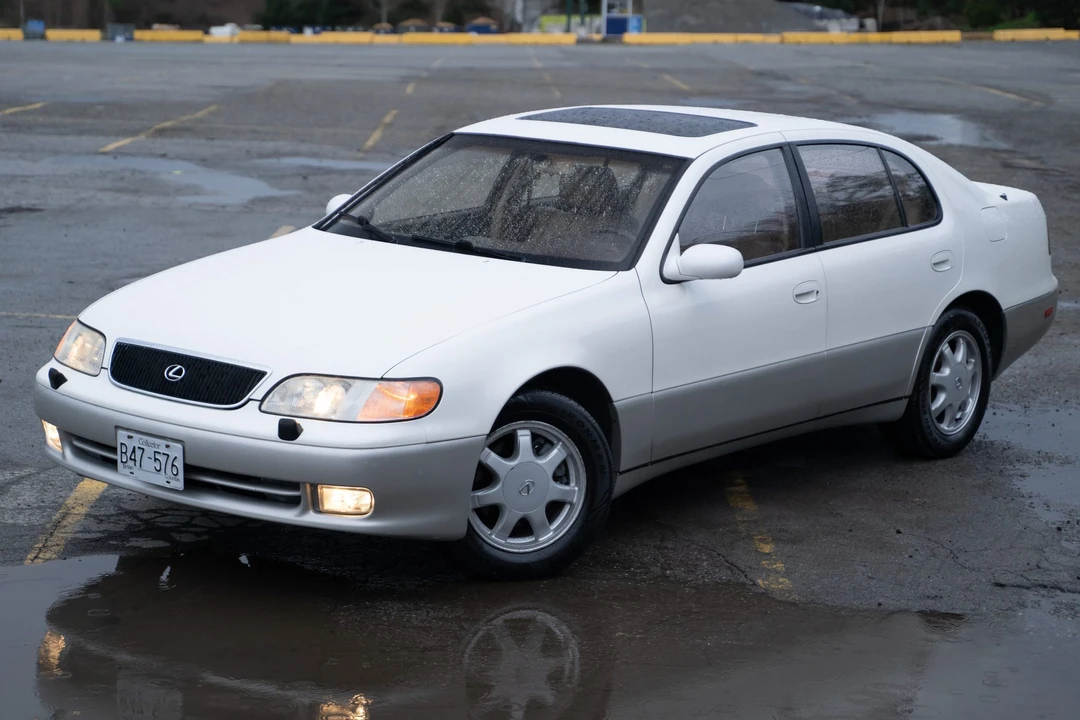 1996 Lexus GS 1st Gen - Image 2 of 31