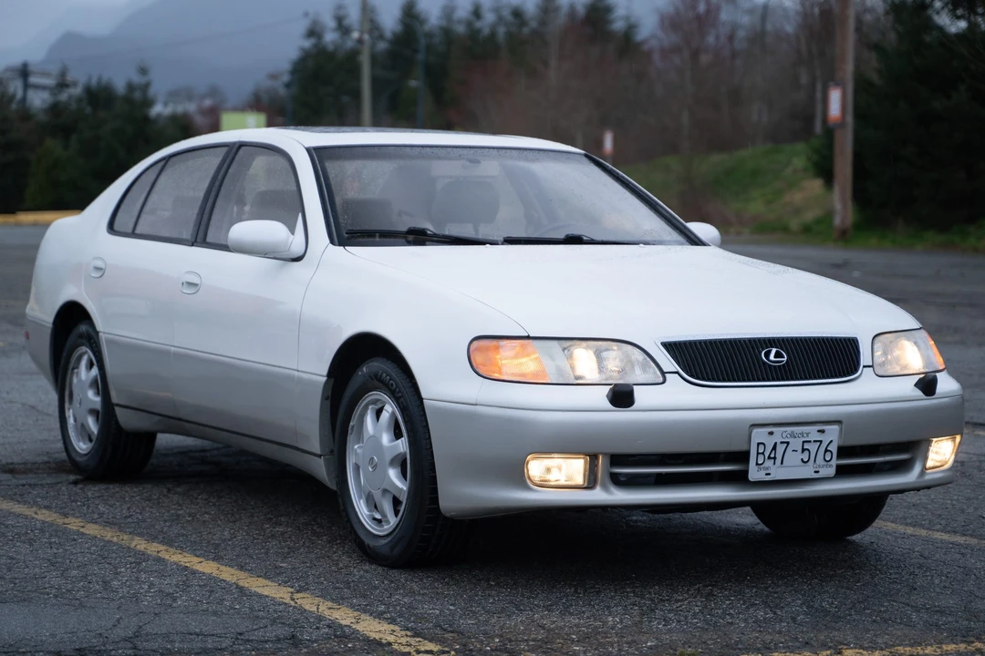 1996 Lexus GS 1st Gen - Image 21 of 31