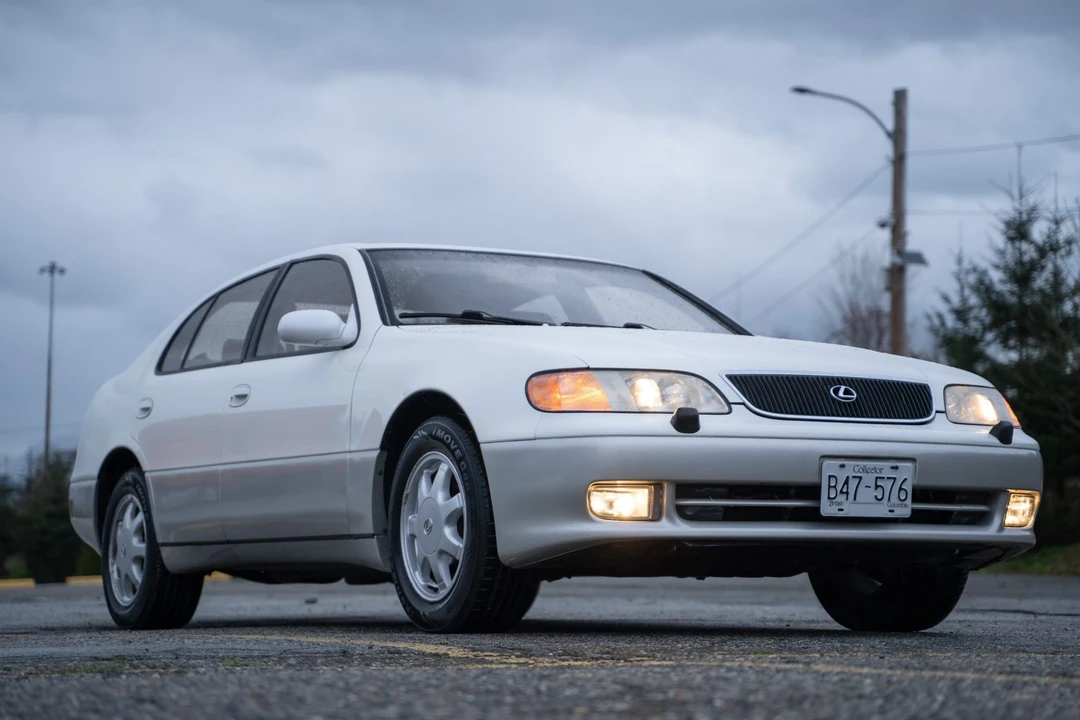 1996 Lexus GS 1st Gen - Image 19 of 31