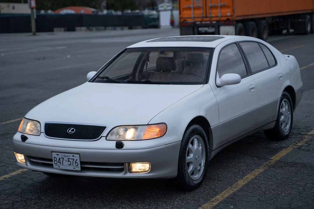 1996 Lexus GS 1st Gen - Image 12 of 31