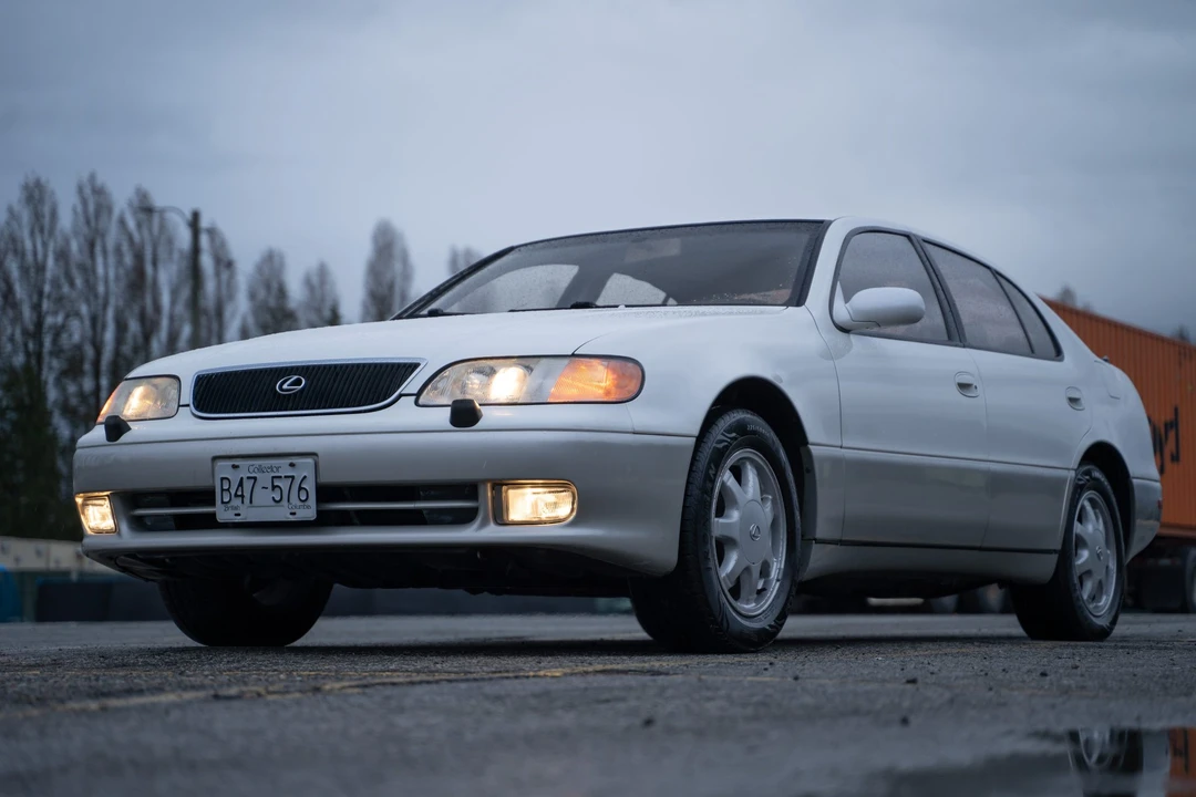 1996 Lexus GS 1st Gen - Image 14 of 31