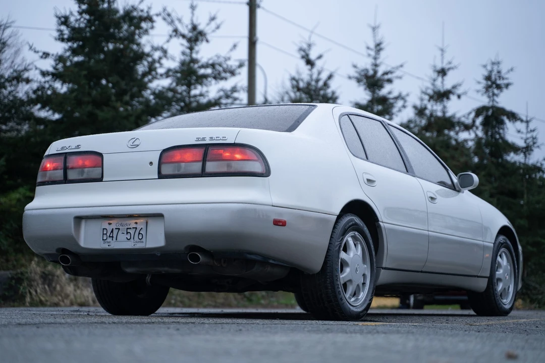 1996 Lexus GS 1st Gen - Image 28 of 31