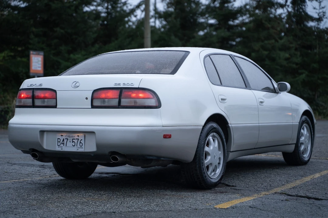 1996 Lexus GS 1st Gen - Image 27 of 31