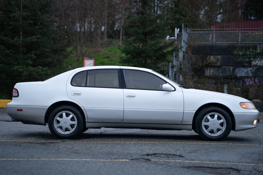 1996 Lexus GS 1st Gen - Image 22 of 31
