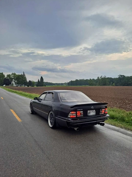 1996 Lexus LS 2nd Gen - Image 4 of 5