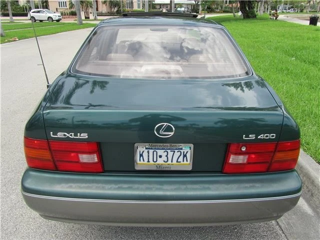 1996 Lexus LS 2nd Gen - Image 5 of 12
