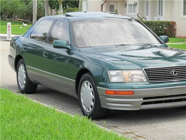 1996 Lexus LS 2nd Gen - Image 11 of 12