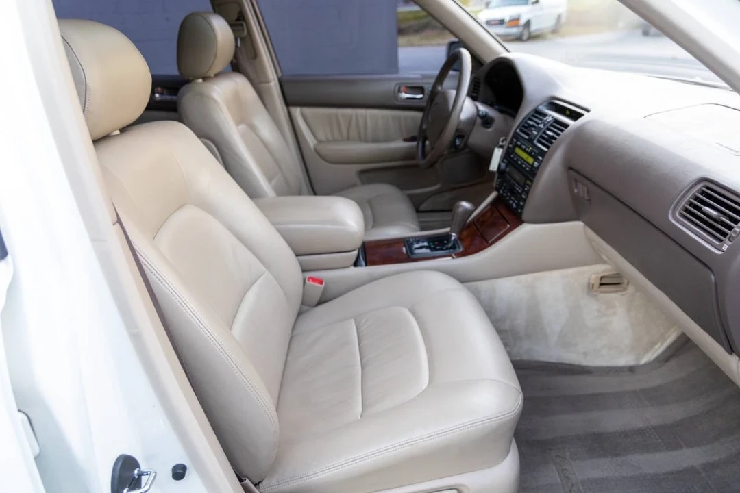 1996 Lexus LS 2nd Gen - Image 8 of 21