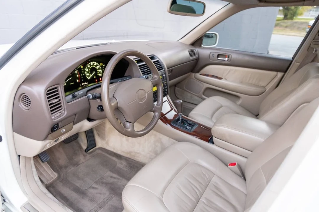1996 Lexus LS 2nd Gen - Image 10 of 21