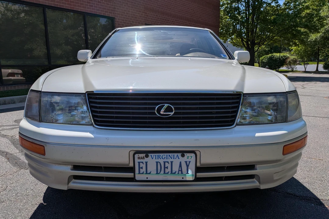 1996 Lexus LS 2nd Gen - Image 2 of 31