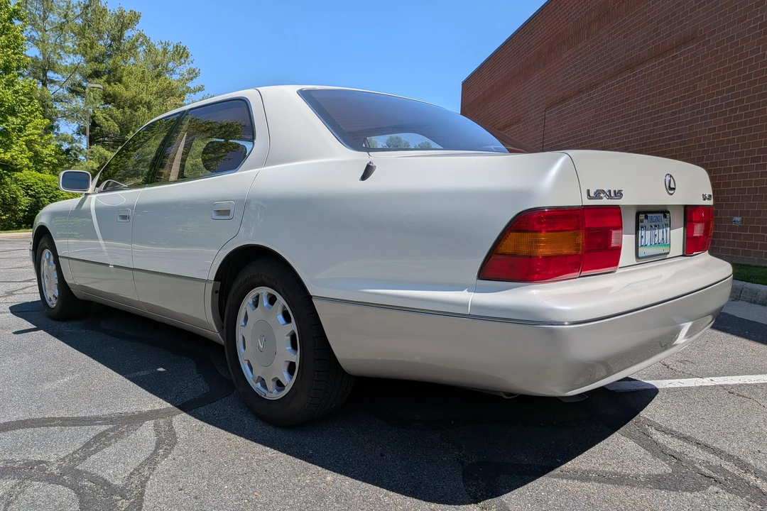 1996 Lexus LS 2nd Gen - Image 4 of 31