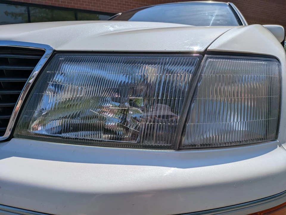 1996 Lexus LS 2nd Gen - Image 11 of 31