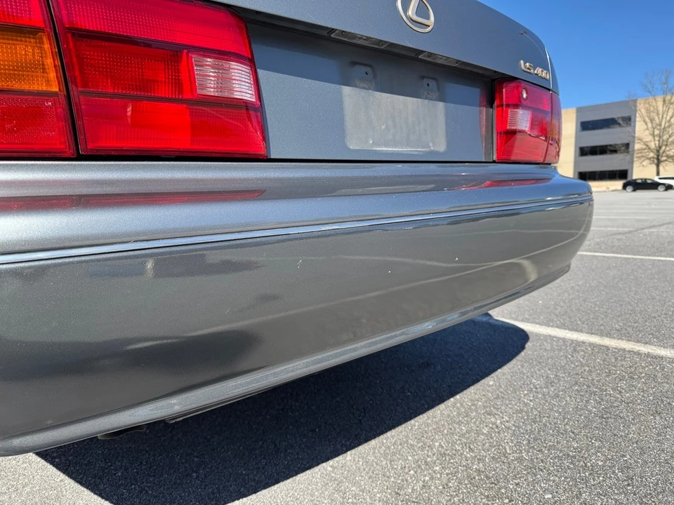 1996 Lexus LS 2nd Gen - Image 26 of 31