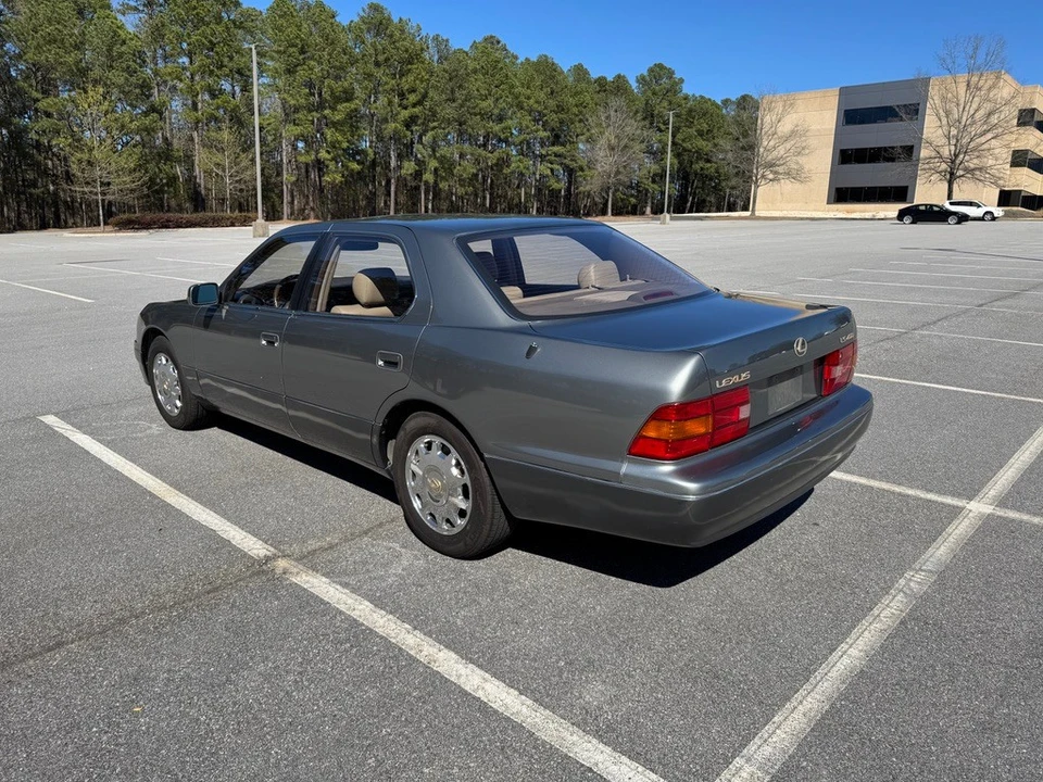 1996 Lexus LS 2nd Gen - Image 8 of 31