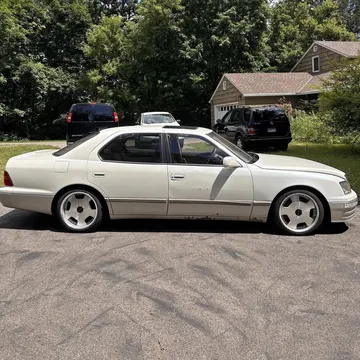 1996 Lexus LS 400