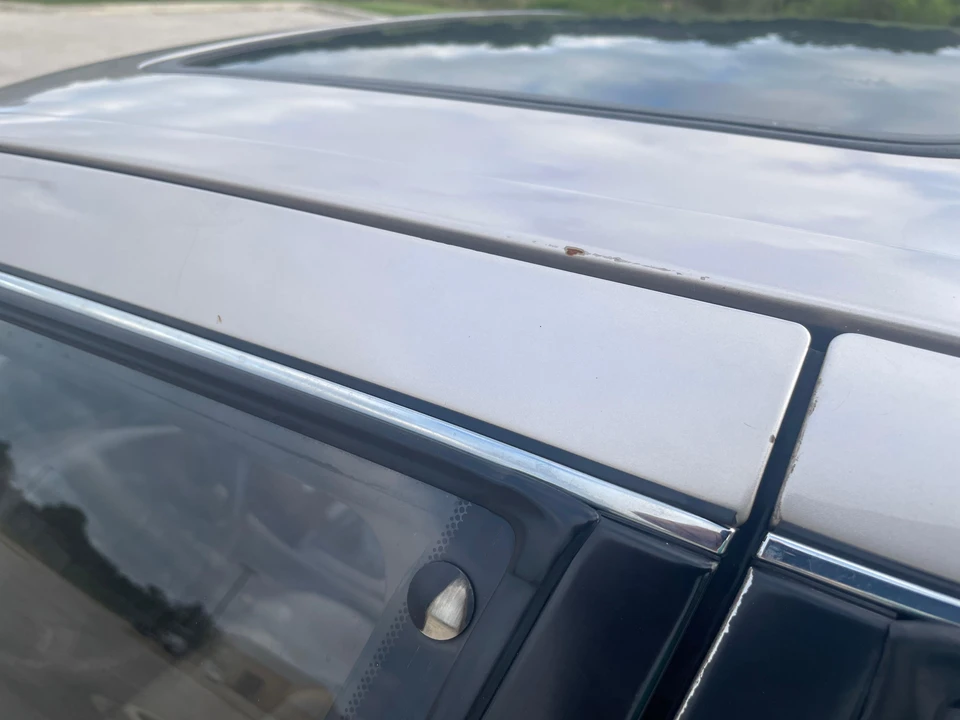 1996 Lexus LS 1st Gen - Image 18 of 31