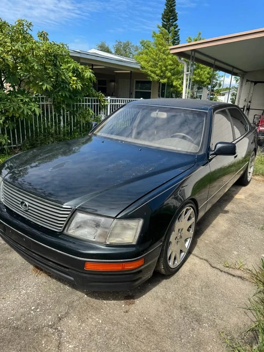 1996 Lexus LS 2nd Gen - Image 3 of 12