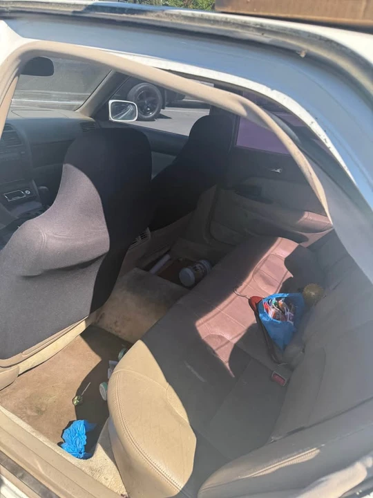 1996 Lexus LS 2nd Gen - Image 5 of 9